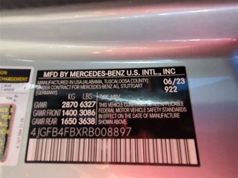 Used 2024 Mercedes-Benz GLE 350 4MATIC image 32