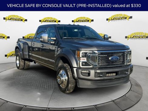 Certified 2022 Ford F450 Platinum w/ FX4 Off-Road Package image 10