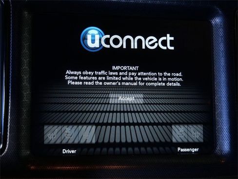 Used 2017 Dodge Challenger SXT Plus image 18