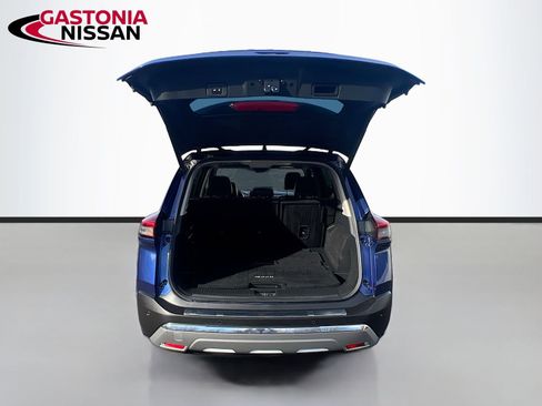 Used 2023 Nissan Rogue Platinum image 36