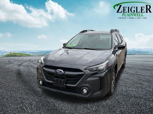 Used 2023 Subaru Outback Premium image 14