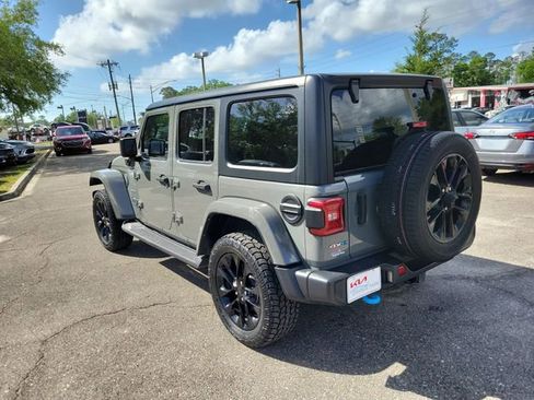 Used 2022 Jeep Wrangler Unlimited Sahara image 3