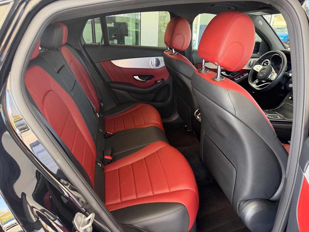 Used 2020 Mercedes-Benz GLC 300 4MATIC Coupe image 14