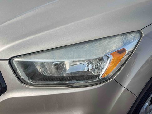 Used 2017 Ford Escape S FWD image 9