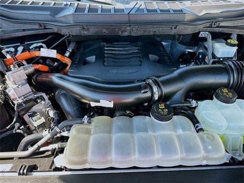 Used 2022 Ford F150 XLT w/ Equipment Group 302A High image 27