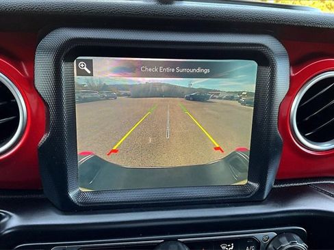 Used 2020 Jeep Gladiator Rubicon image 23