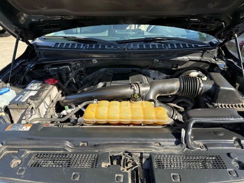 Used 2018 Ford Expedition XLT w/ Equipment Group 202A image 33