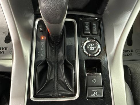Used 2024 Mitsubishi Eclipse Cross SE AWD/4WD image 30