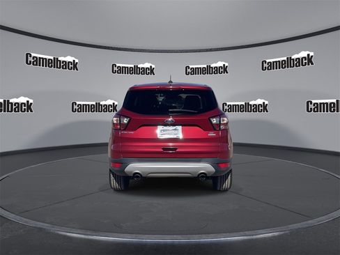 Used 2017 Ford Escape SE image 6