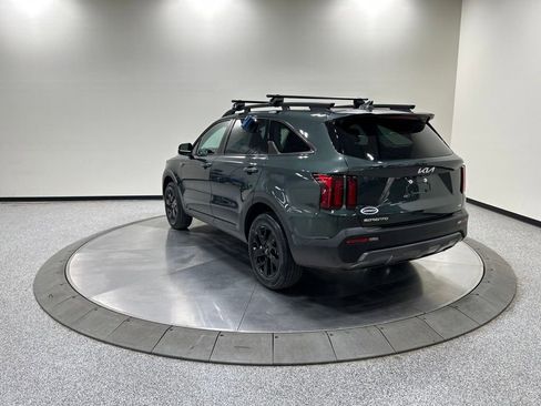 Used 2023 Kia Sorento S w/ Panoramic Sunroof Package AWD/4WD image 9