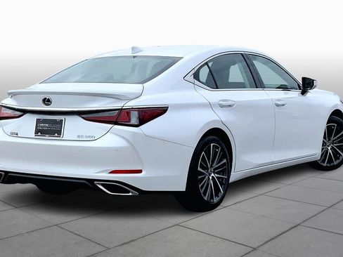 Certified 2025 Lexus ES 350 w/ Premium Package image 13