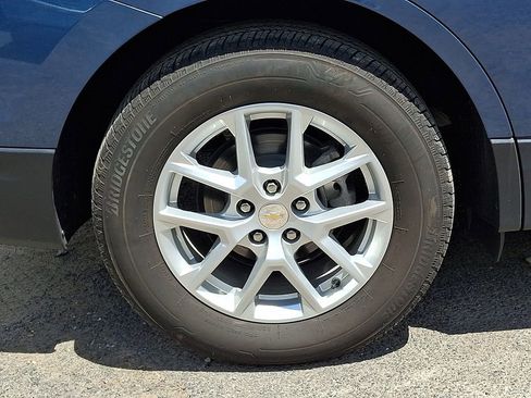 Used 2024 Chevrolet Equinox LT AWD/4WD image 34