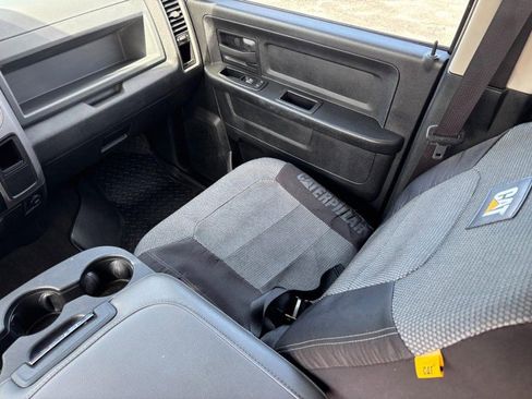 Used 2015 RAM 1500 Express image 15