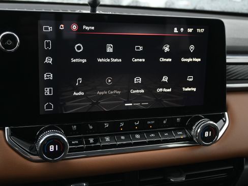 Used 2024 GMC Canyon AT4 w/ AT4 Premium Package image 32