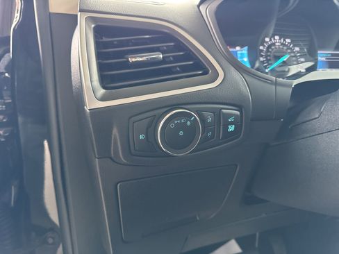 Certified 2024 Ford Edge SEL w/ Convenience Package image 28