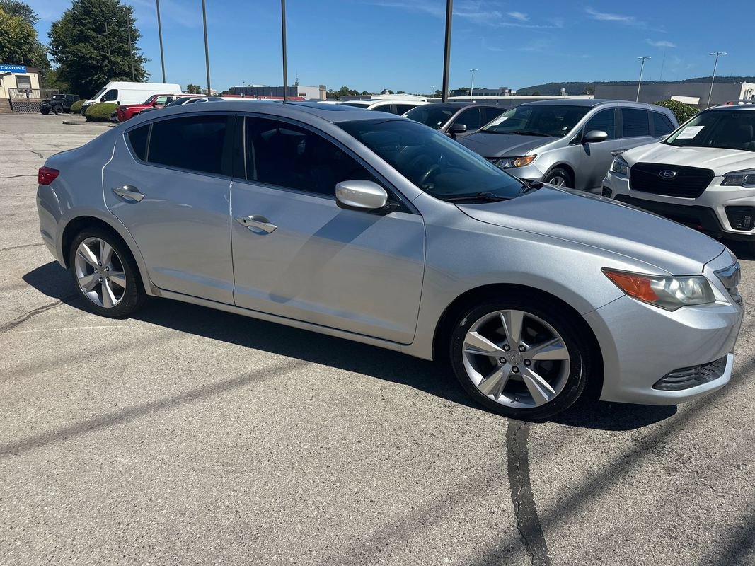 Used 2015 Acura ILX FWD image 10
