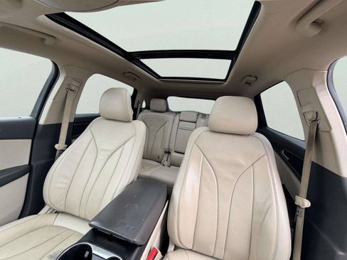 Used 2018 Lincoln MKX Reserve w/ Lincoln MKX Climate Package AWD/4WD image 15
