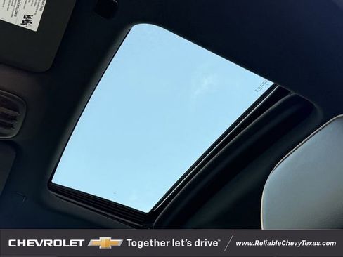 Certified 2024 GMC Canyon Denali image 31