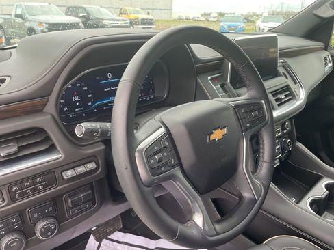 Used 2024 Chevrolet Tahoe Premier AWD/4WD image 11