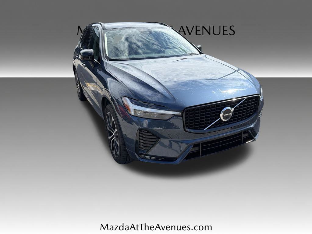Used 2023 Volvo XC60 B5 Plus w/ Protection Package Premier AWD/4WD image 6