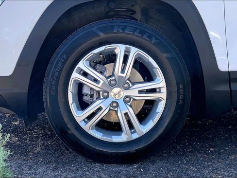 Used 2024 GMC Terrain SLE AWD/4WD image 9
