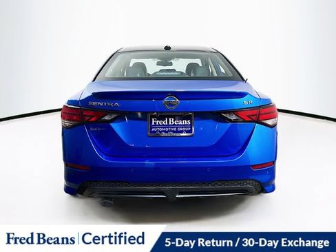 Used 2021 Nissan Sentra SR w/ SR Premium Package image 9