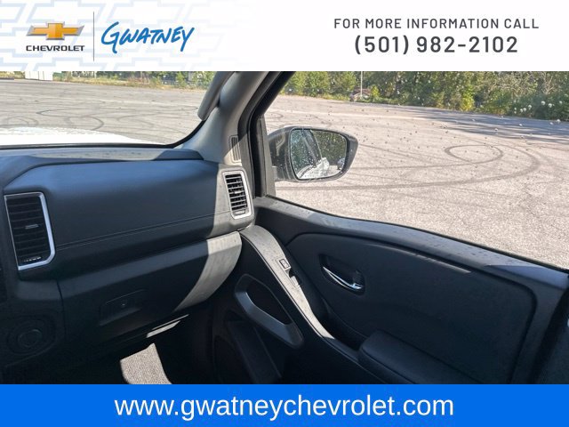 Used 2022 Nissan Frontier SV RWD image 26