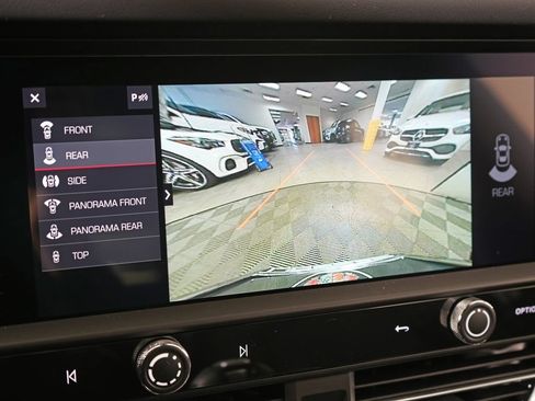 Used 2026 Porsche Macan AWD/4WD image 27