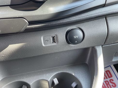 Used 2023 Ford Transit 250 Low Roof AWD image 26