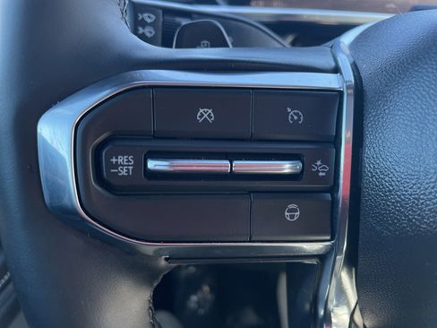 Used 2025 GMC Sierra EV Denali AWD/4WD image 14