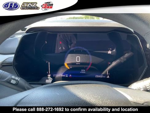 Used 2025 Chevrolet TrailBlazer LT AWD/4WD image 17