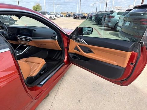 Used 2024 BMW 430i Coupe w/ Convenience Package RWD image 10