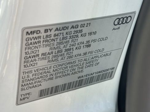 Used 2021 Audi Q8 Premium Plus w/ Premium Plus Package image 44