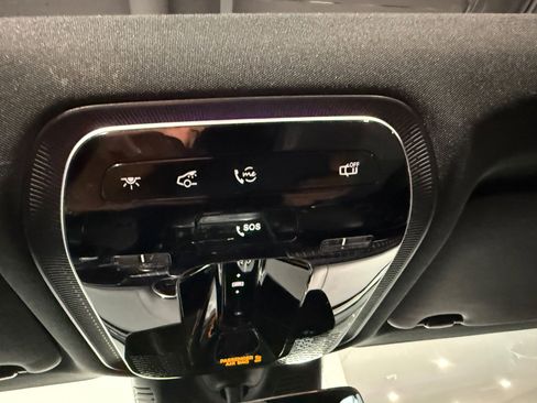 Used 2024 Mercedes-Benz GLC 300 4MATIC w/ AMG Line image 45