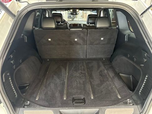 Certified 2017 Jeep Grand Cherokee Limited AWD/4WD image 38