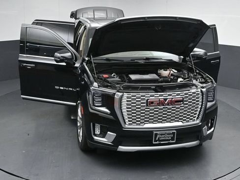 Used 2024 GMC Yukon Denali w/ Advanced Technology Package AWD/4WD image 55