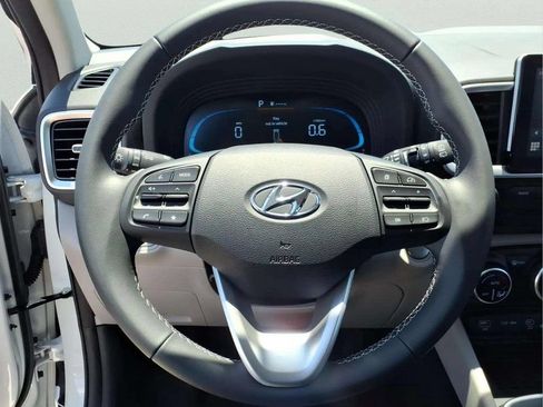 New 2026 Hyundai Venue SEL FWD image 12