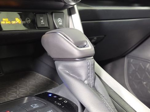 Used 2025 Toyota RAV4 XLE Premium w/ Weather Package AWD/4WD image 20