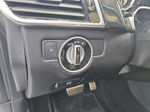 Used 2018 Mercedes-Benz GLE 43 AMG 4MATIC image 23