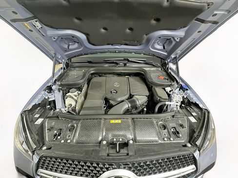 Certified 2025 Mercedes-Benz GLE 450e 4MATIC image 38