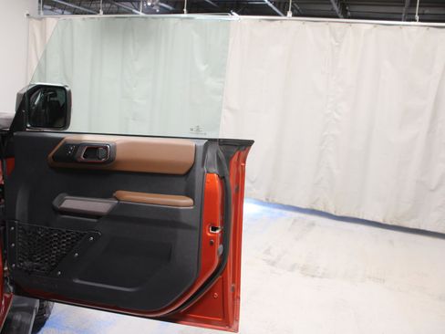 Used 2022 Ford Bronco Outer Banks image 21