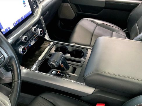 Used 2023 Ford F150 Lariat w/ Equipment Group 502A High AWD/4WD image 17
