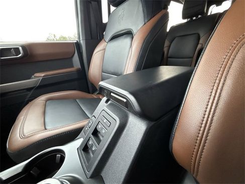 Used 2023 Ford Bronco Outer Banks image 23