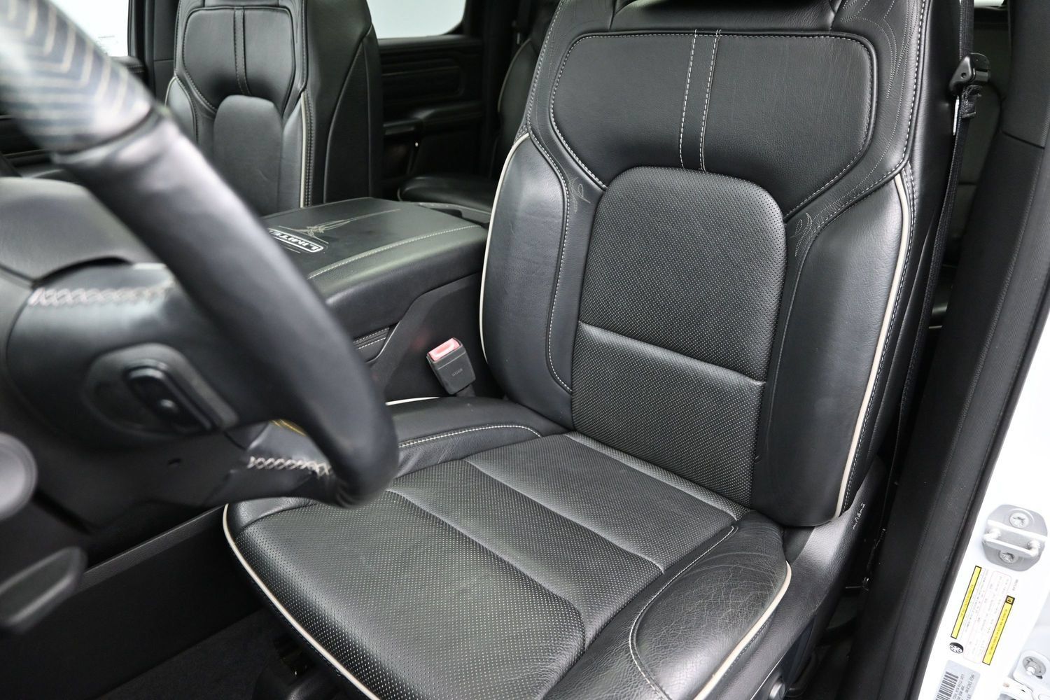 Used 2019 RAM 1500 Limited AWD/4WD image 21