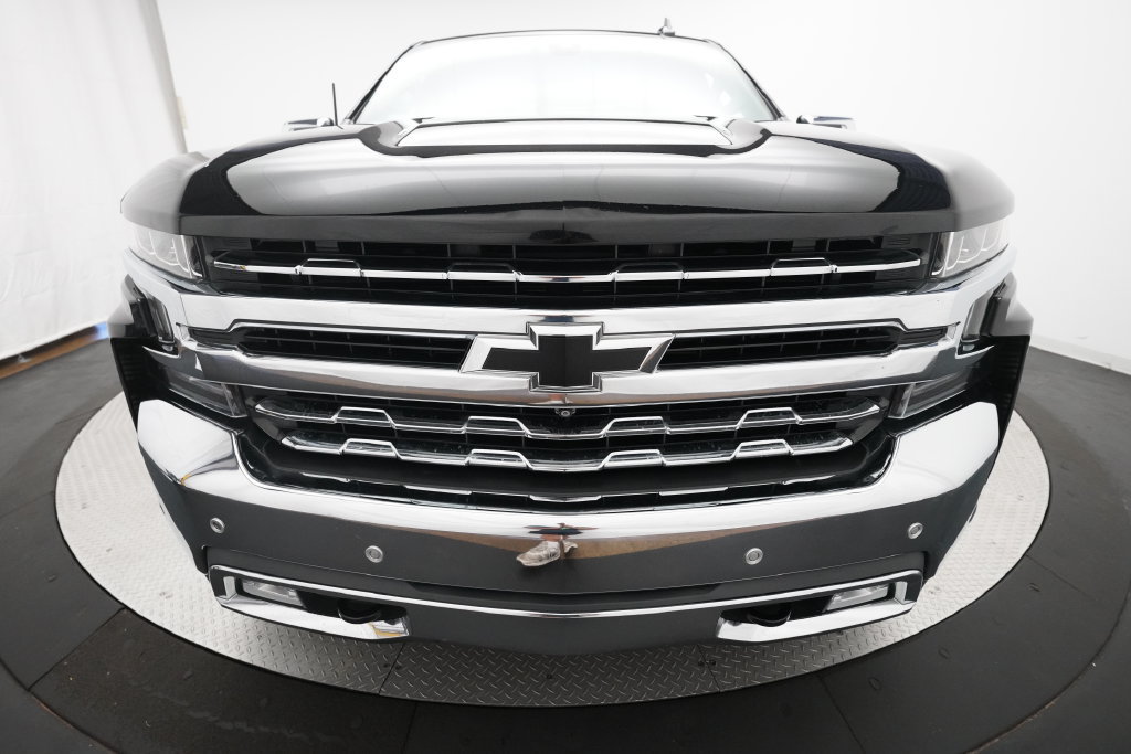 Used 2021 Chevrolet Silverado 1500 LTZ w/ LTZ Premium Package AWD/4WD image 20