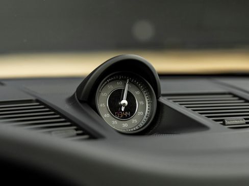 Certified 2023 Porsche 911 Turbo S AWD/4WD image 32