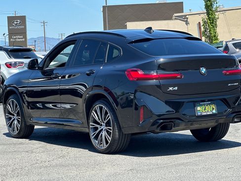 Used 2023 BMW X4 xDrive30i w/ M Sport Package AWD/4WD image 6