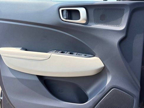 New 2026 Hyundai Venue SEL FWD image 35