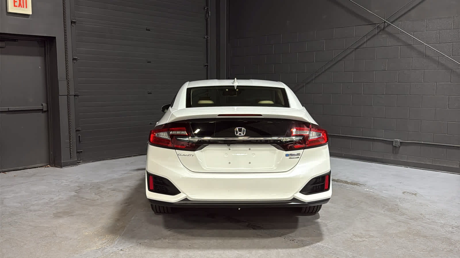 Used 2018 Honda Clarity Touring image 5