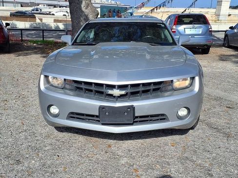 Used 2011 Chevrolet Camaro LT RWD image 2